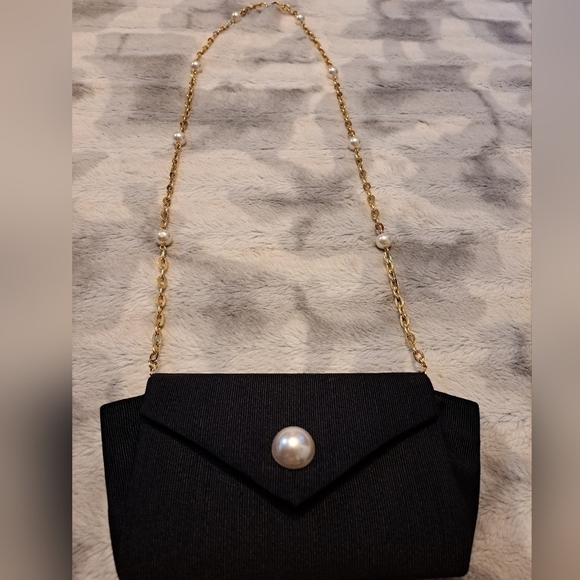 Black Envelope Style Bag With Pearls - Picture 2 of 9
